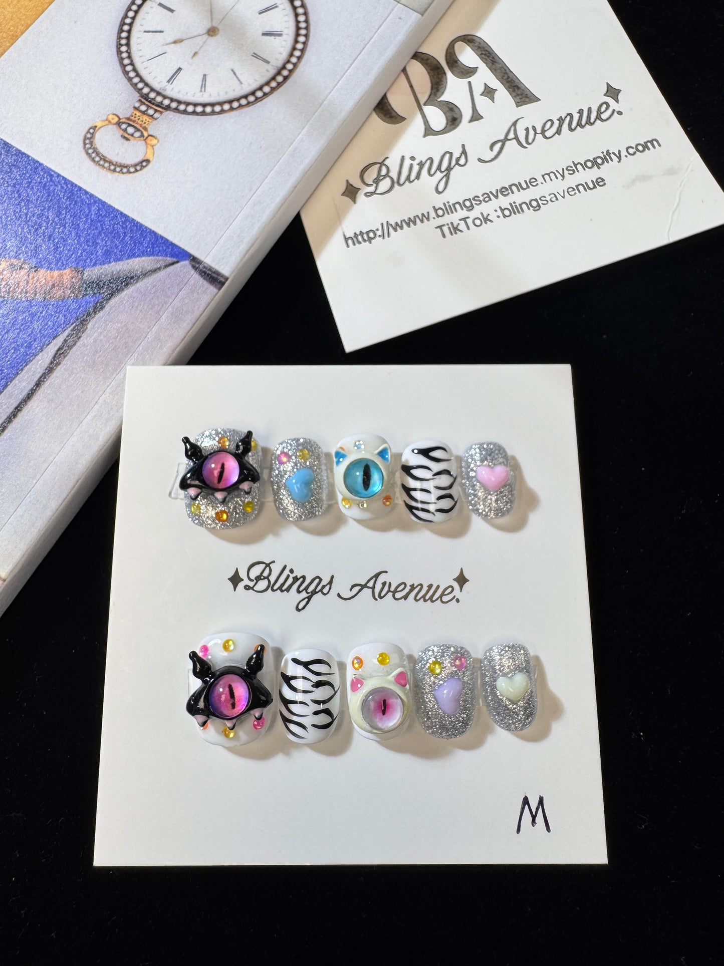 Little monster little devil short cute devil eyes press-on nails(Size Selection )