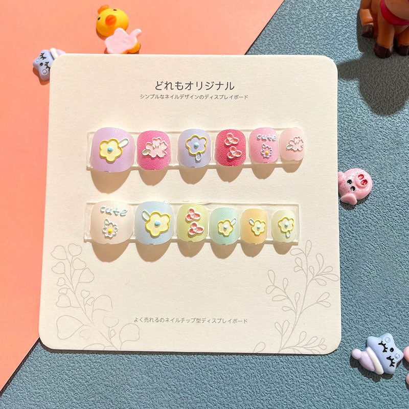 Children's 3D little press-on nails pre-glued