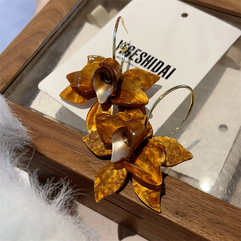 Vintage Gardenia Flowers Hoop Earrings