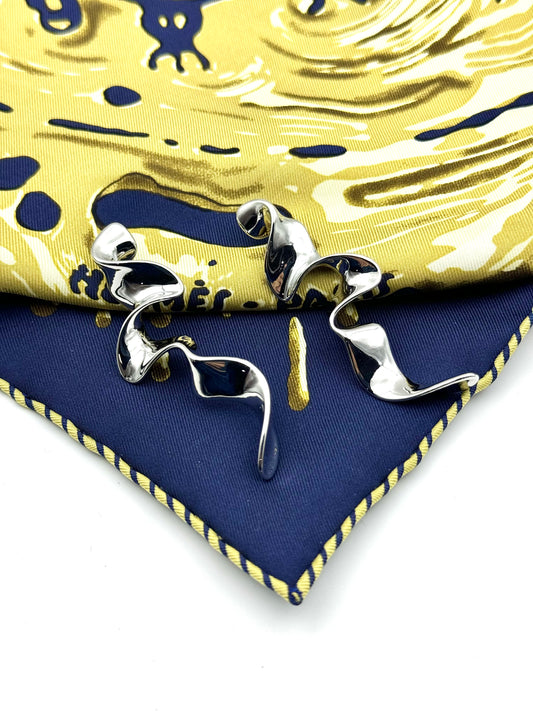 Exaggerated Twisted Drop Earrings