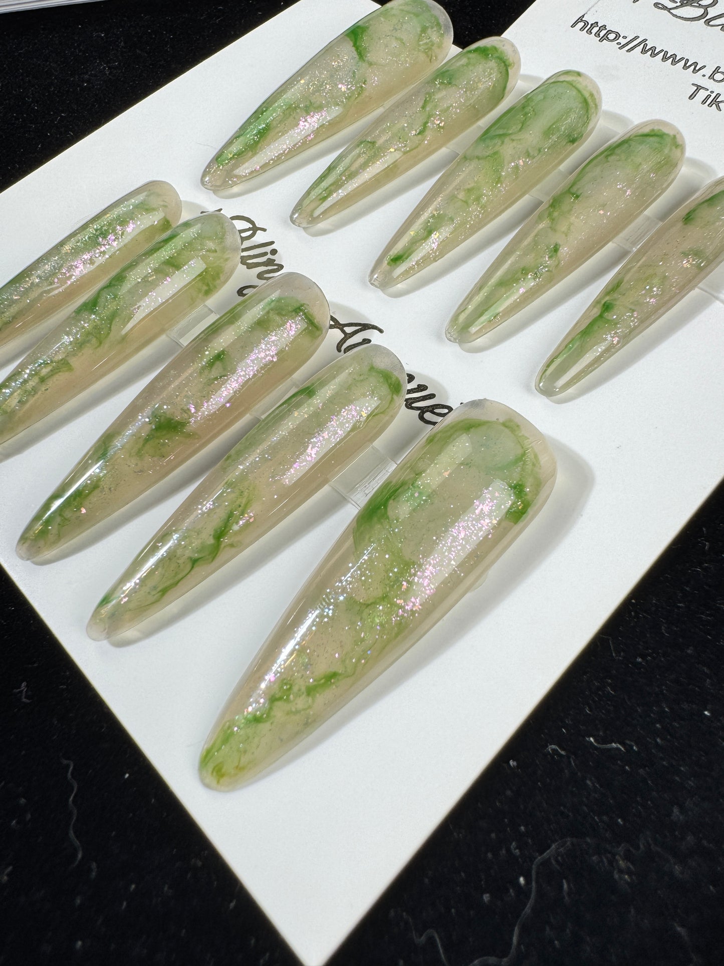 Floating Pattern Jadeite