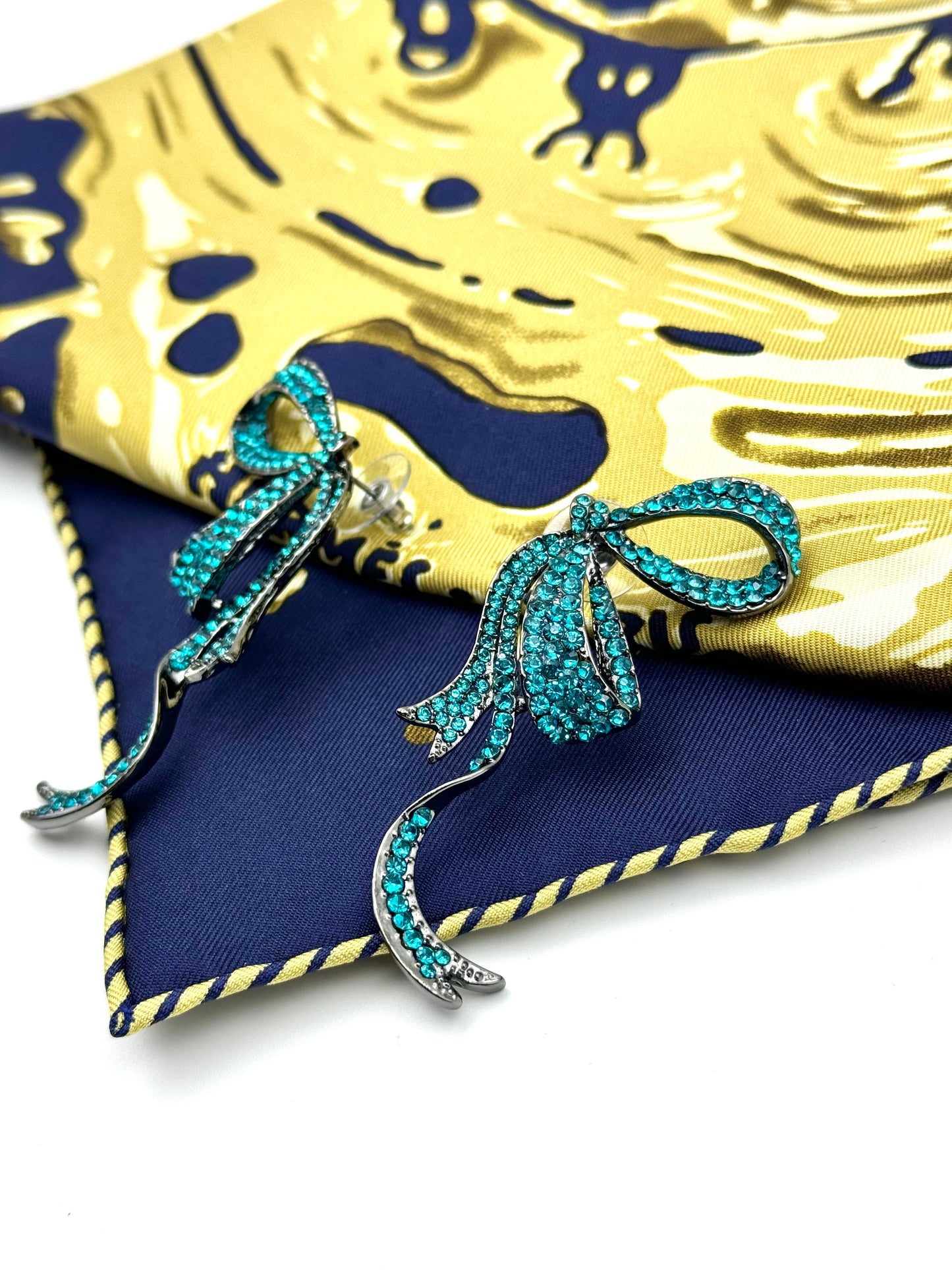 Green Zircon Bow Ribbon Drop Earrings