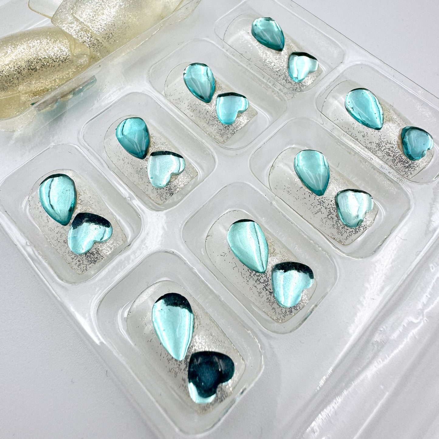 Tears of the ocean press-on short nails 24pcs