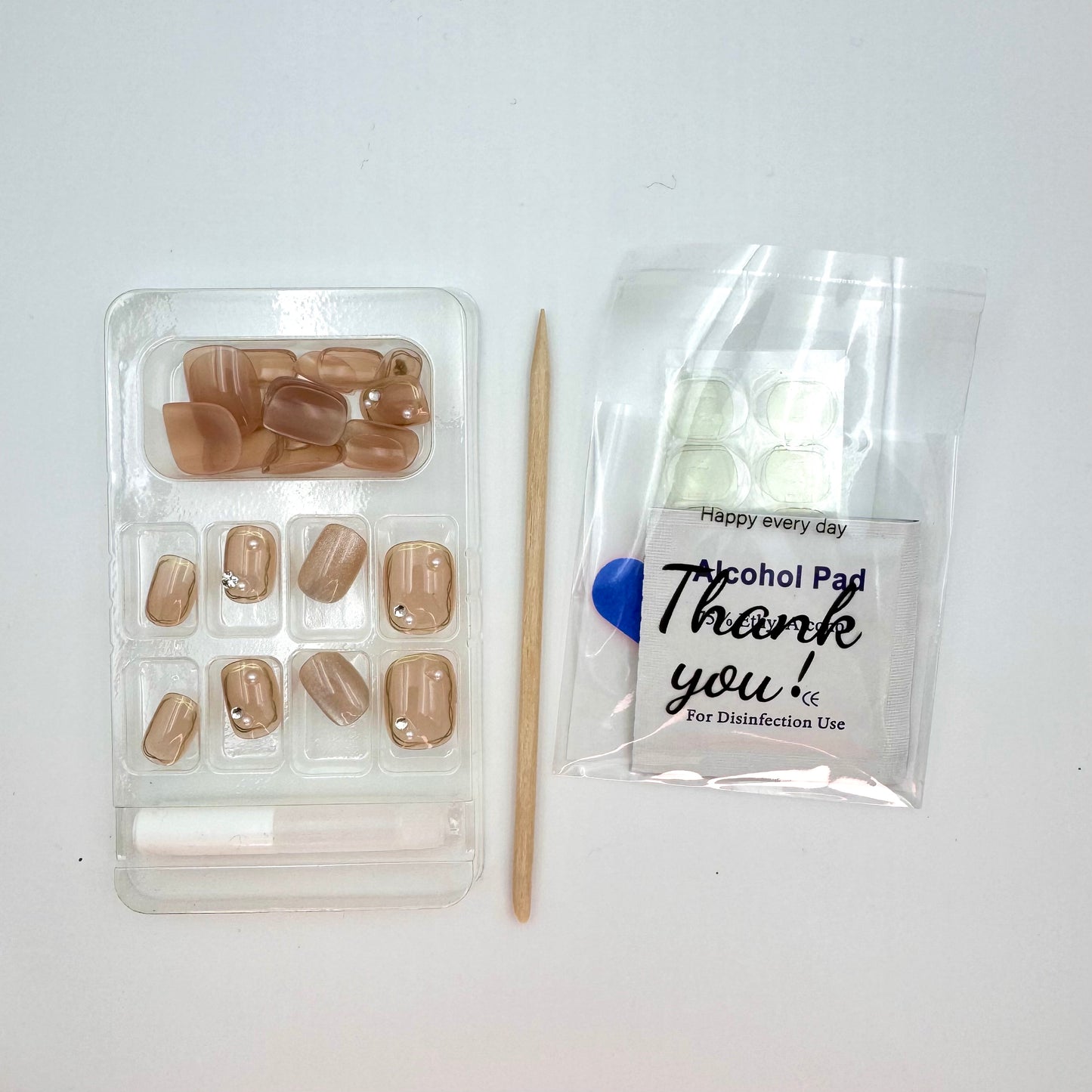 Skin color cat eye press-on short nails 24pcs