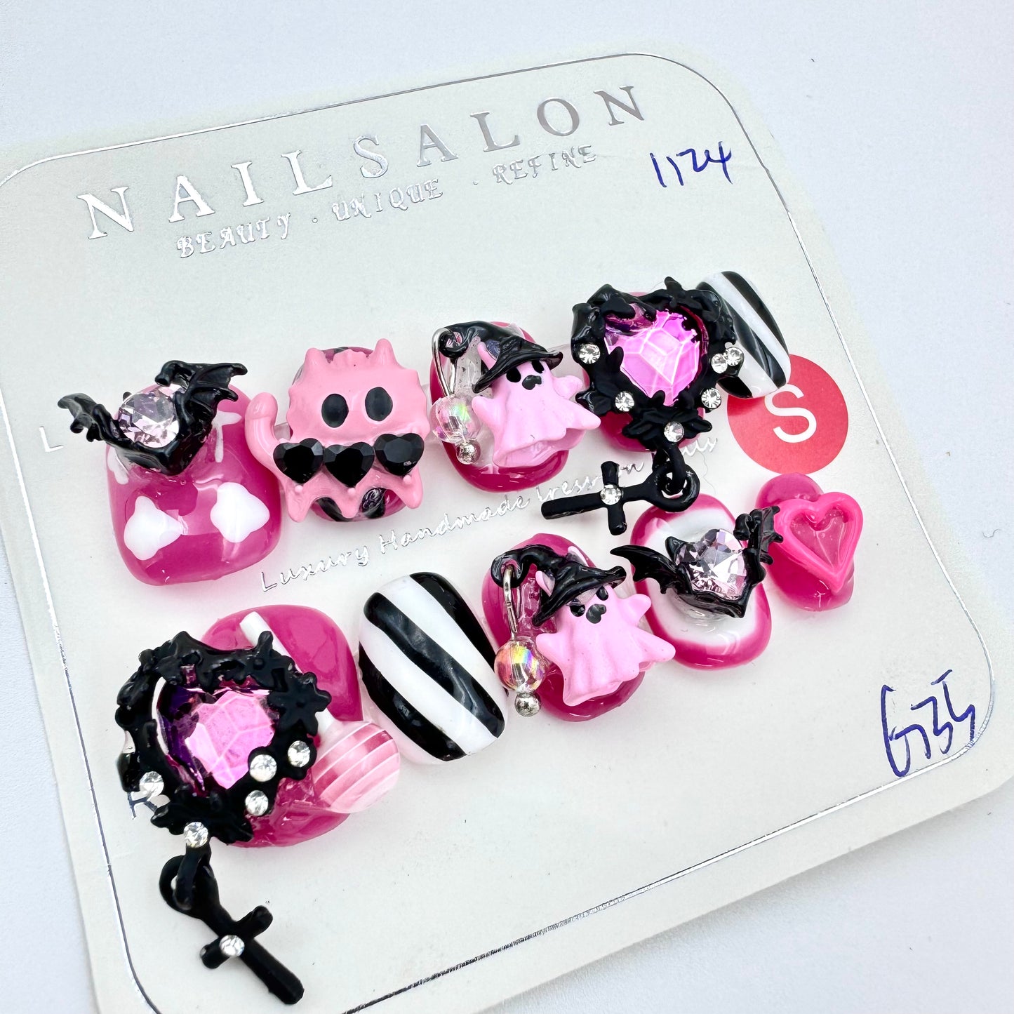 Cute and funny devil heart removable handmade press-on nails (Size Selection)