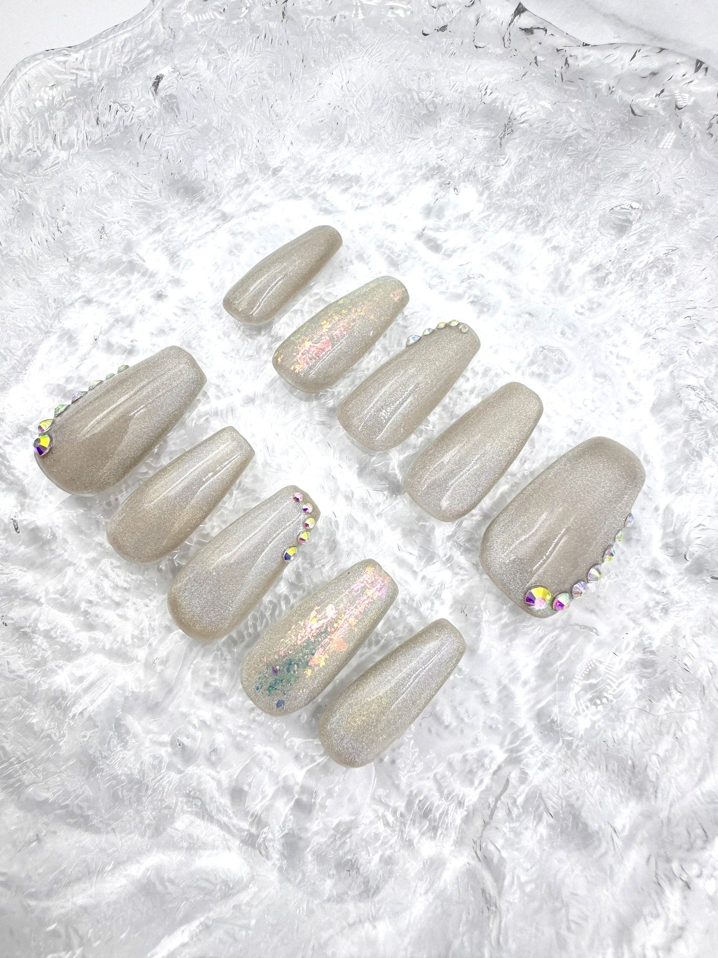 Milktea Coulful Cat Eye Press-on Nails Customization Pre-order