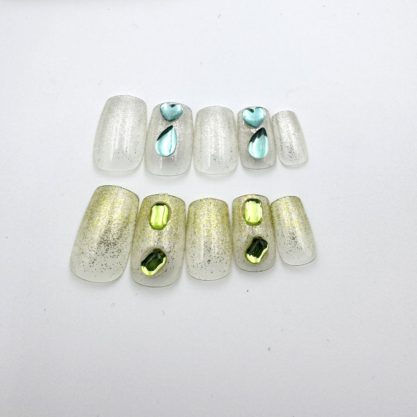 Tears of the ocean press-on short nails 24pcs