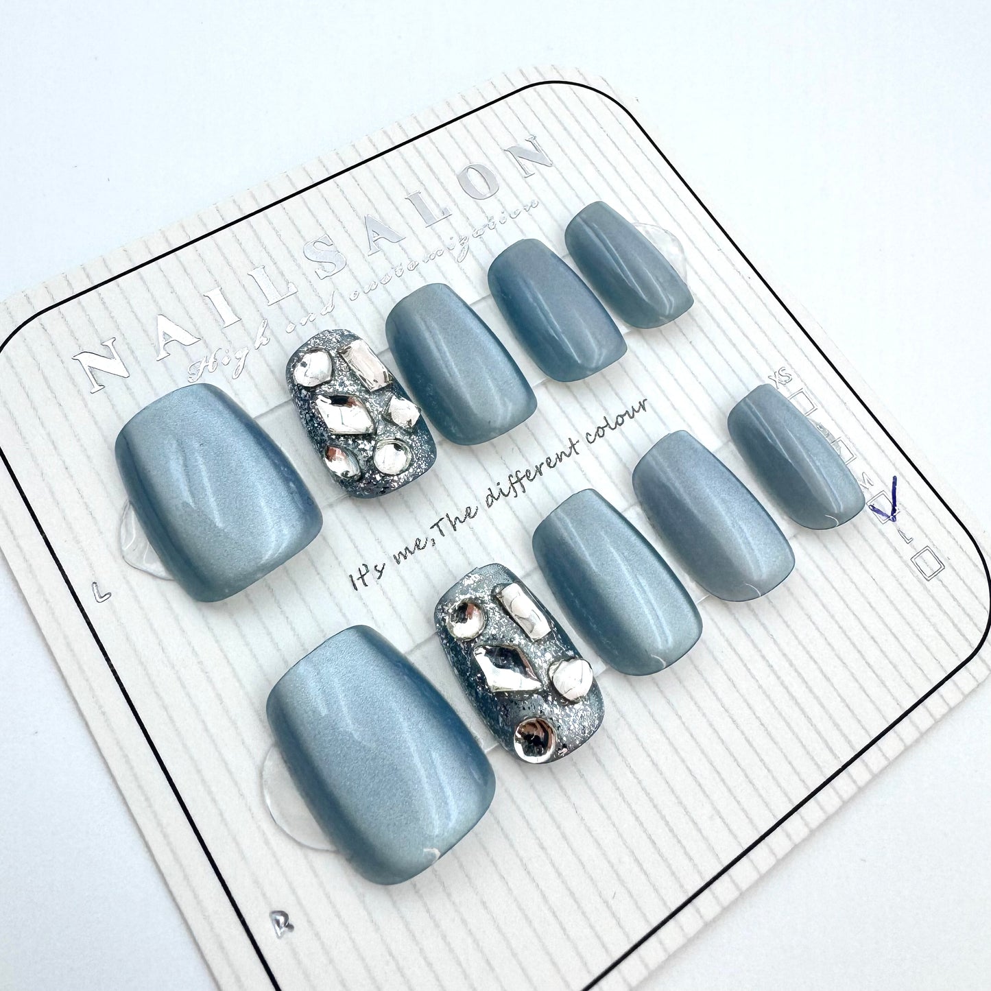 Blue cat's eye diamond light therapy press-on short nails(Size Selection)