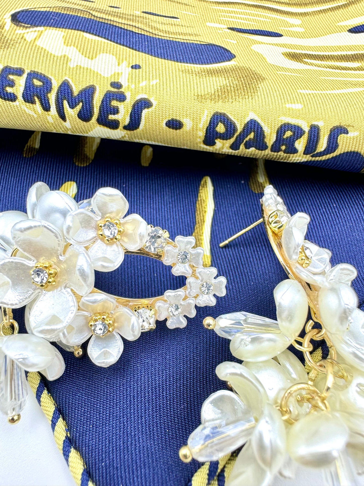 Diamond Acrylic Flower Drop Earrings