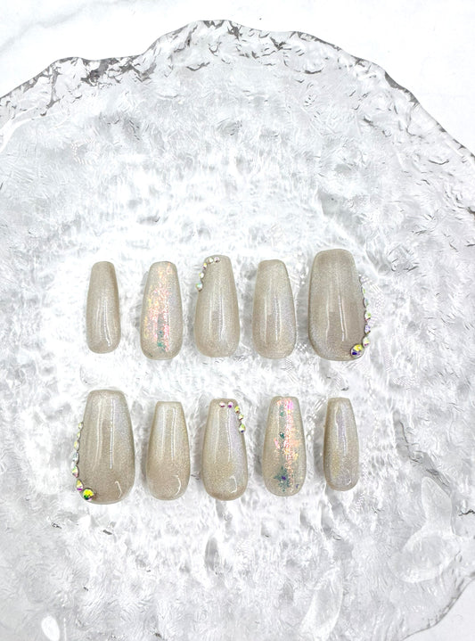 Milktea Coulful Cat Eye Press-on Nails Customization Pre-order