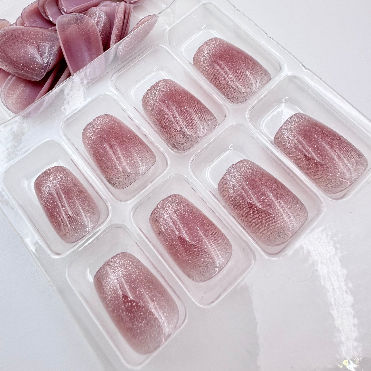 Two-tone cat's eye and crystal cat's eye press-on nails 24pcs （long/short）