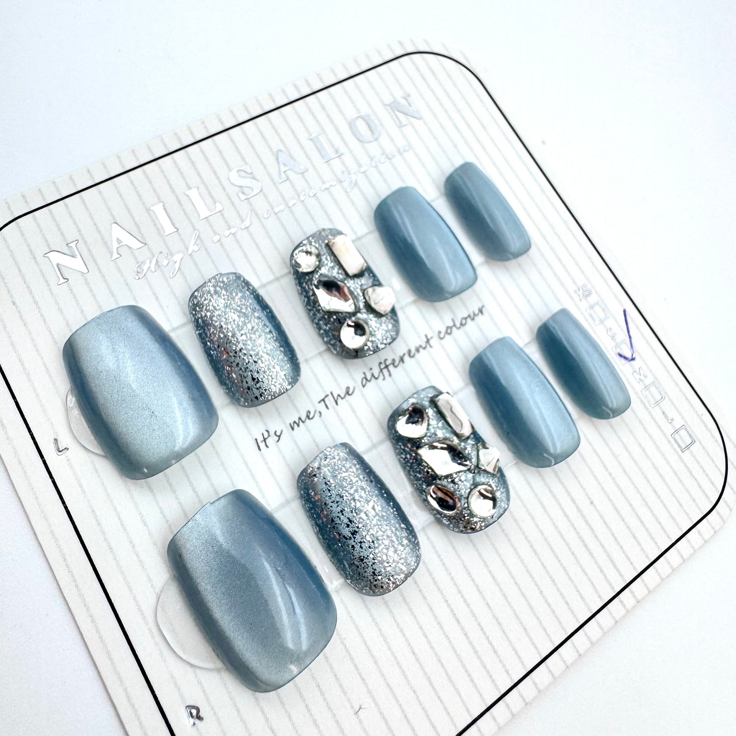 Blue cat's eye diamond light therapy press-on short nails(Size Selection)