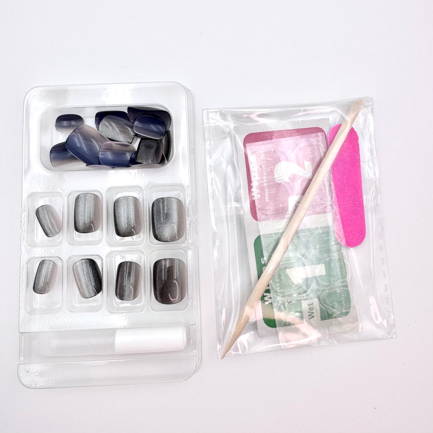 Black gradient crystal cat's eye press-on short nails 24pcs