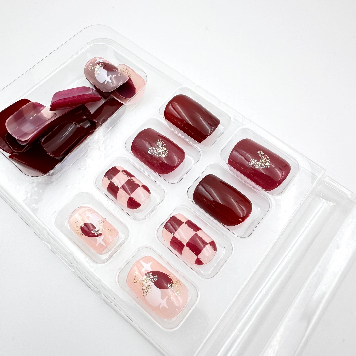 Burgundy checkerboard press-on short nails 24pcs