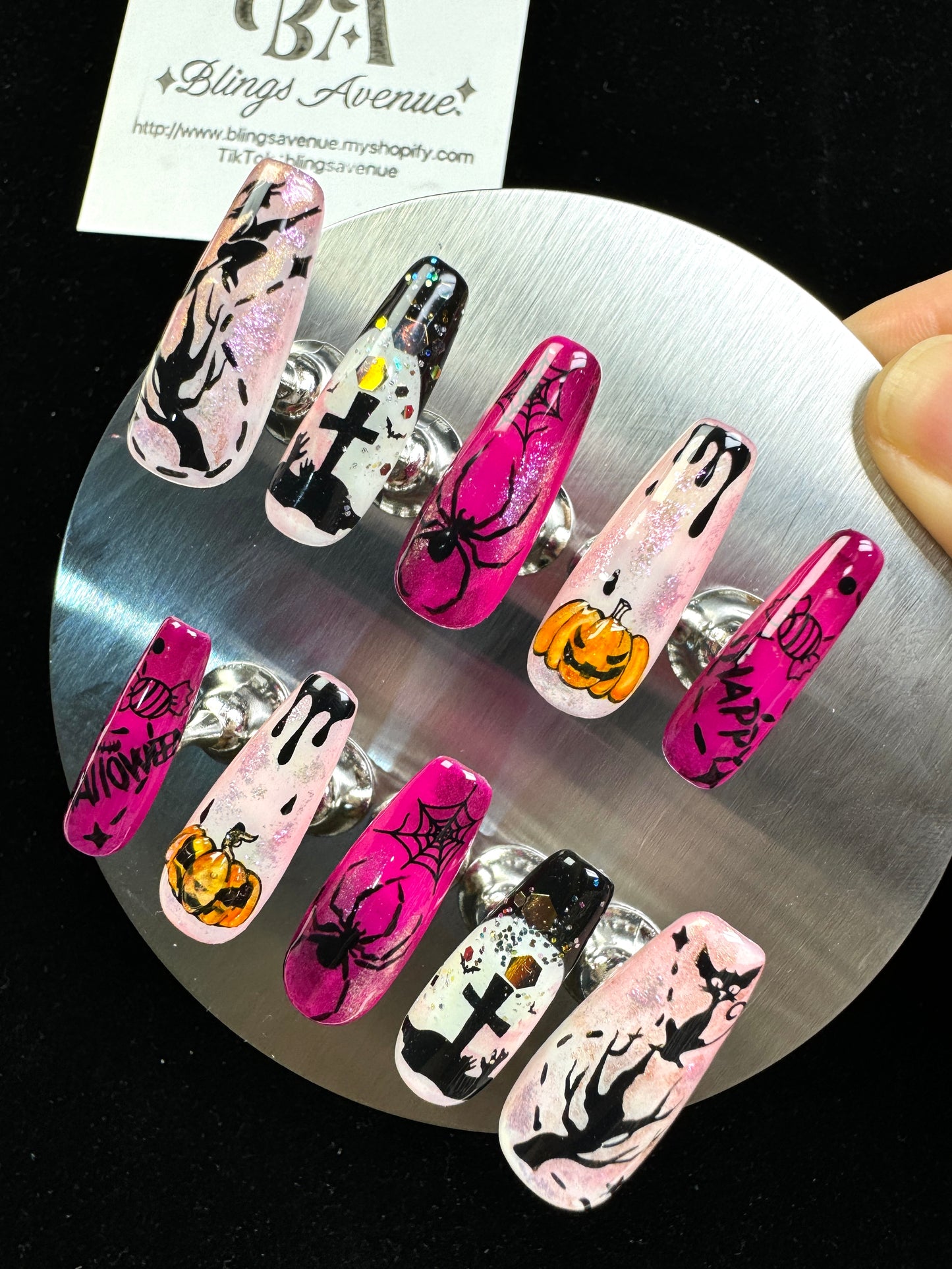 Halloween White Pink Press-on Nails Customization Pre-order
