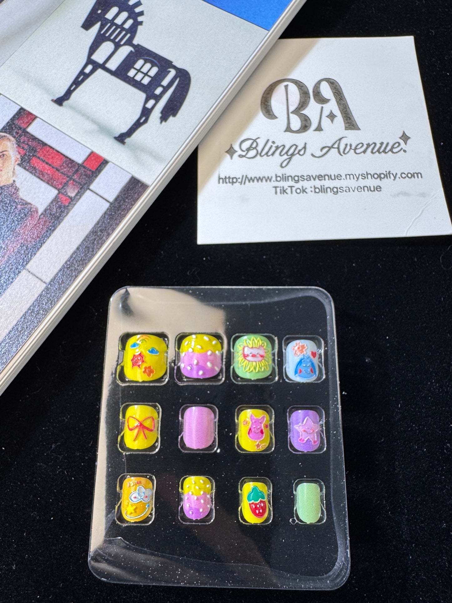 Children's 3D little press-on nails pre-glued