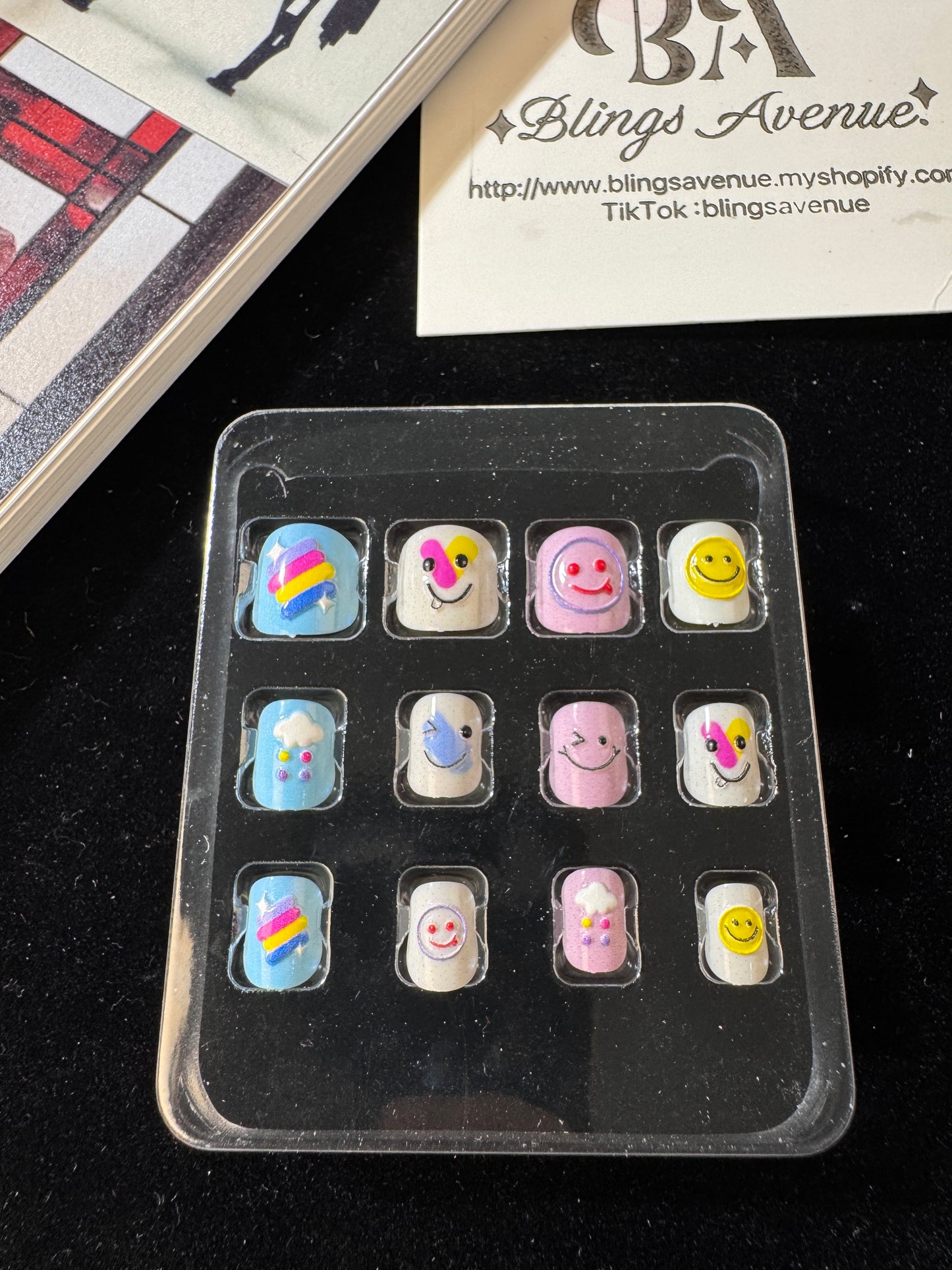 Children's 3D little press-on nails pre-glued