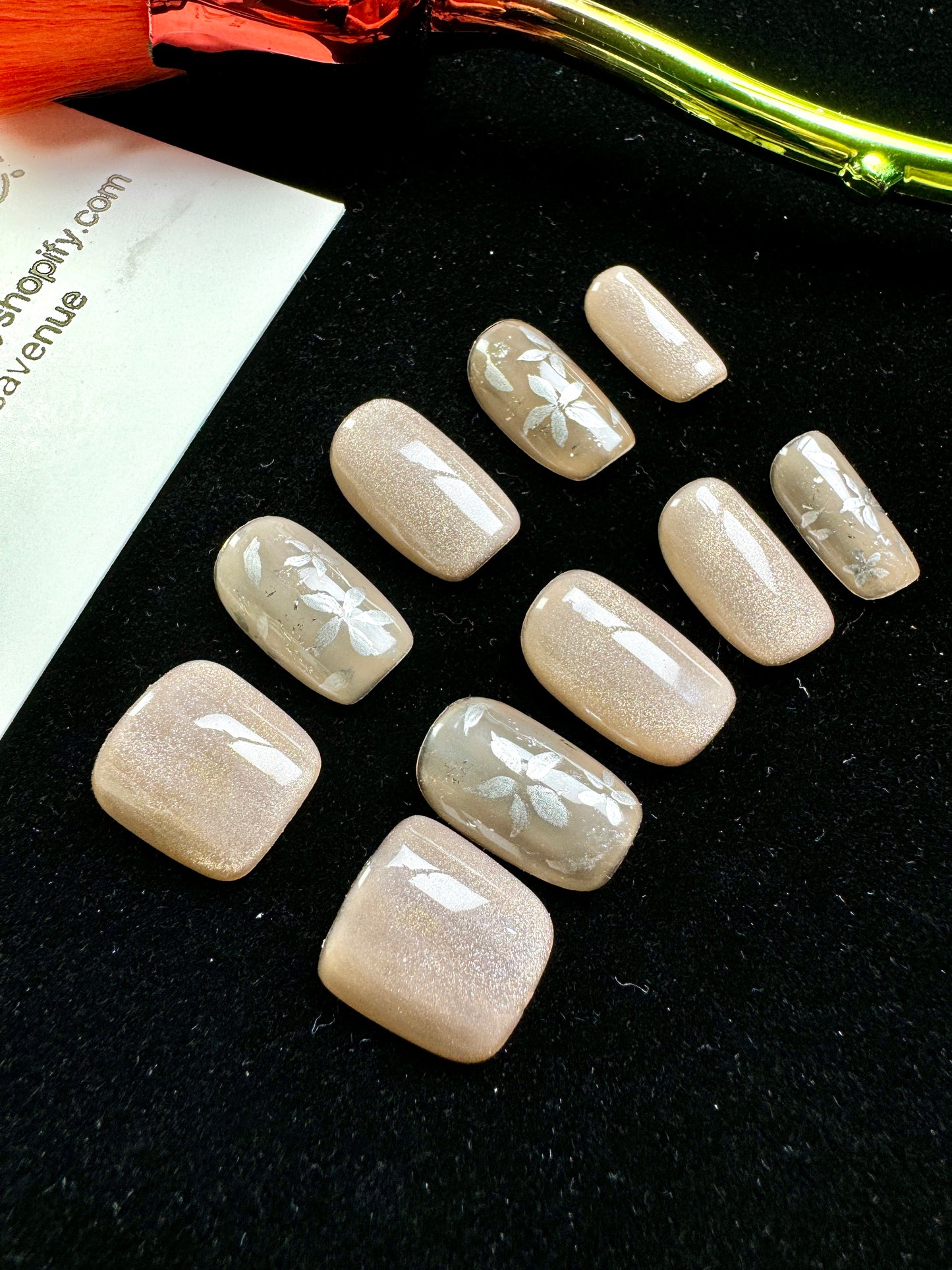 Five-petal flower press-on nails Customization Pre-order