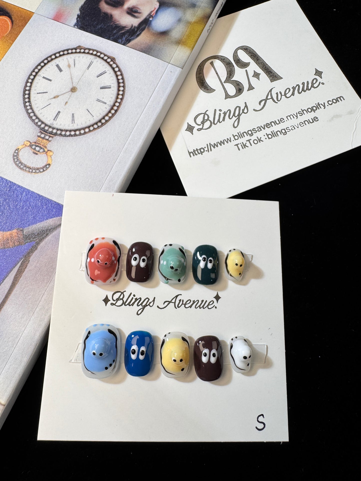 Cute eyes solid color press-on nails (Size Selection)
